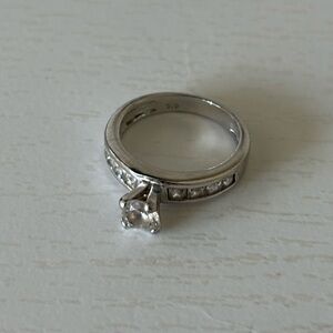 Elegant Silver Ring with Clear Stone Size 5